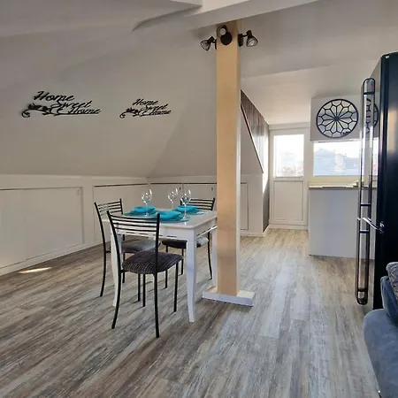 Daire Charming Center Loft