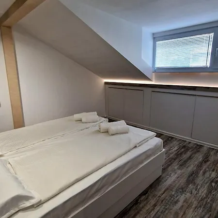 Charming Center Loft 公寓 瓦爾納